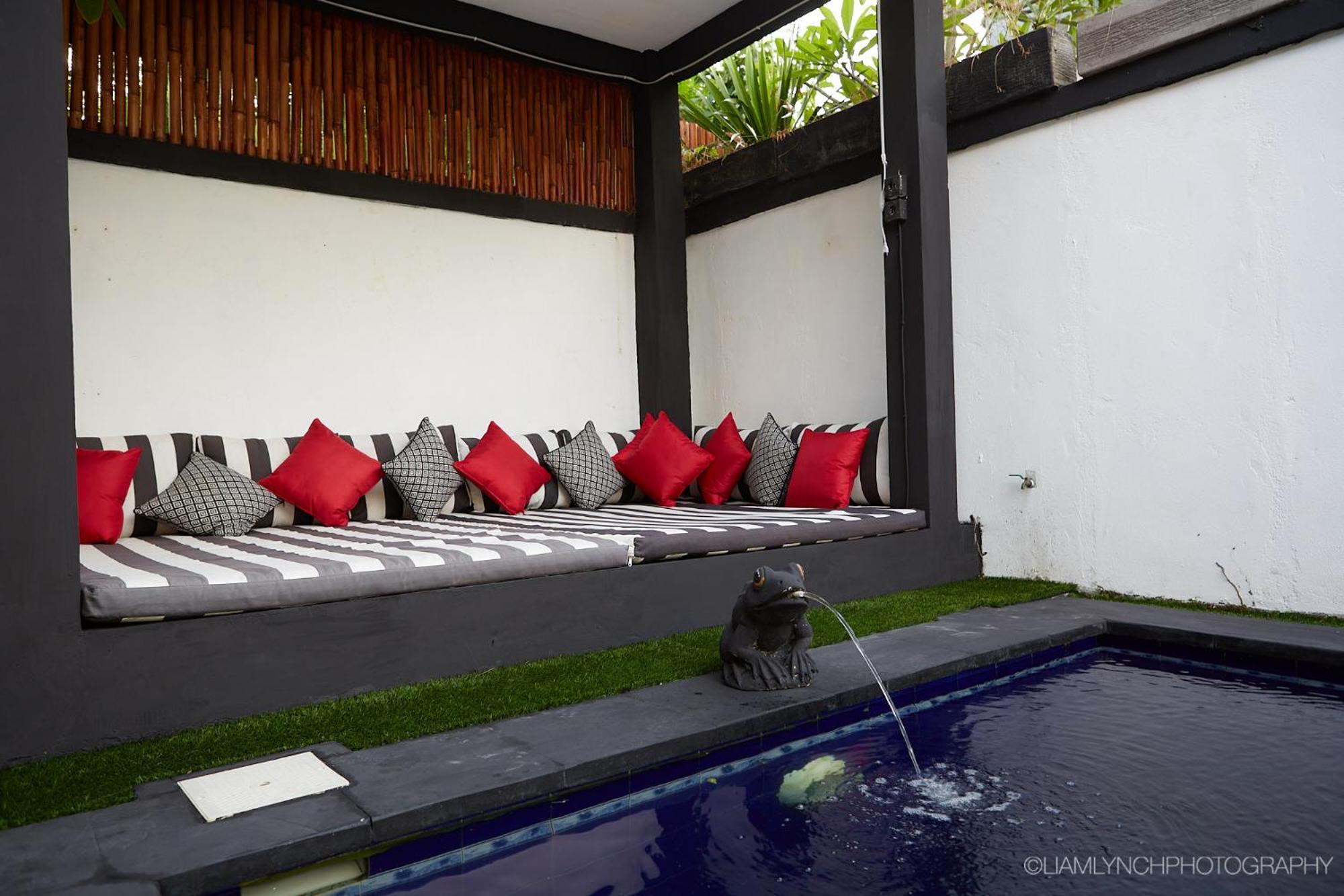 Ari * Seminyak (Bali)